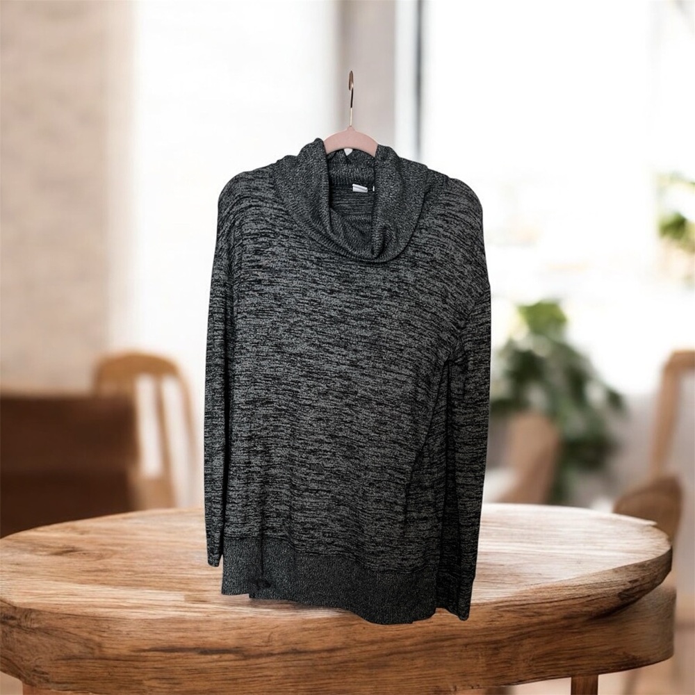 GAP Women’s Charcoal Turtleneck Sweater
